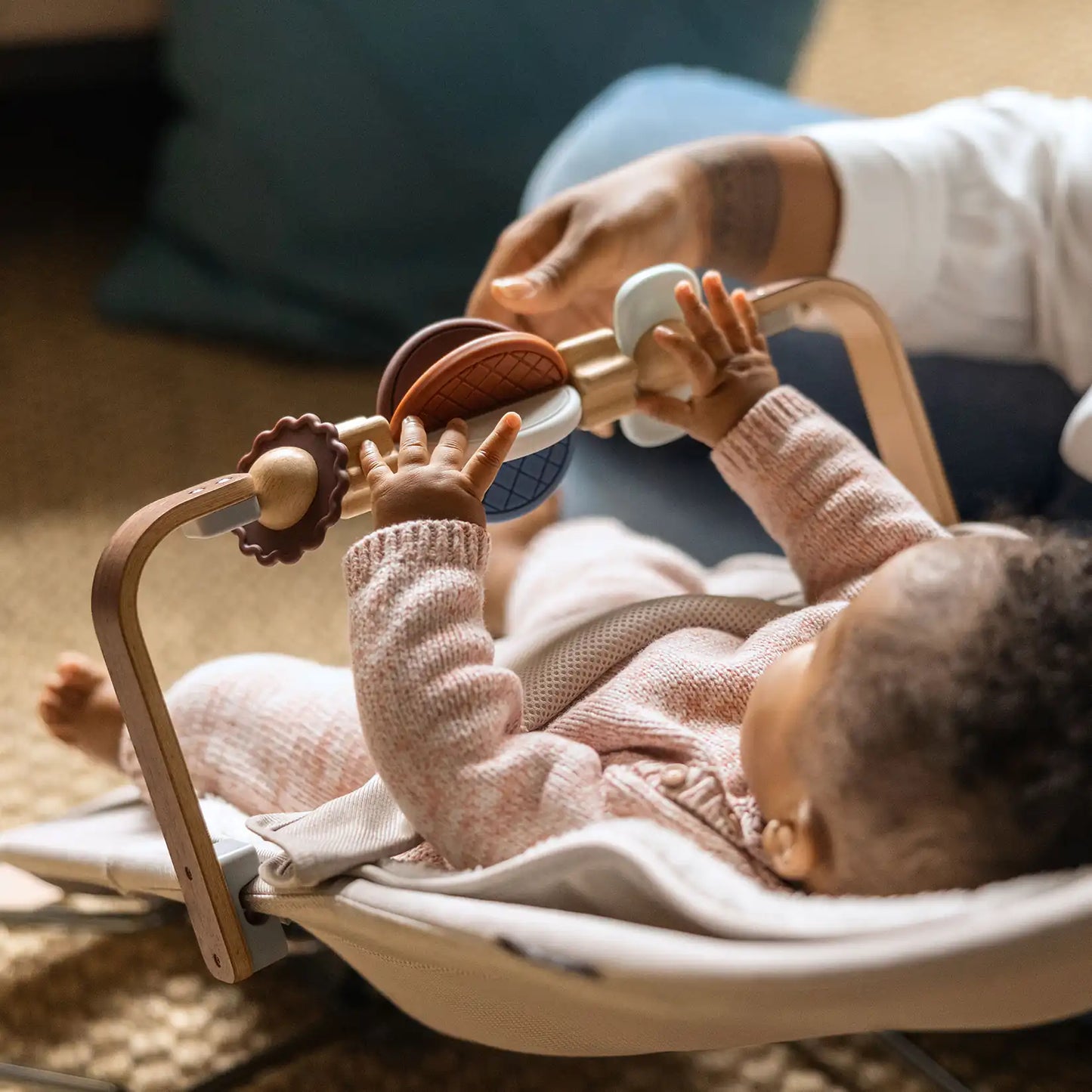 UPPAbaby MIRA Wonder Wheel Toy Bar (Multicolor / Walnut Wood)